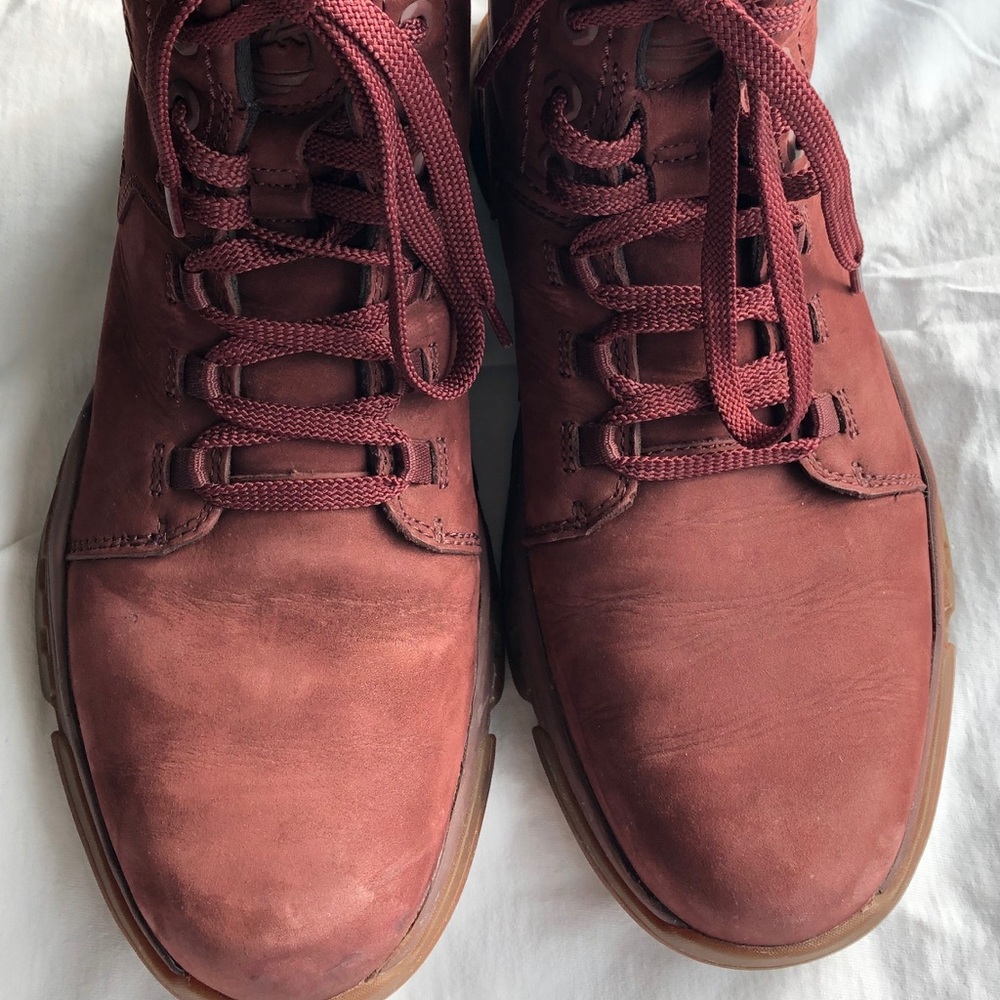 Timberland City force Reveal Nubuck Leather Boots.